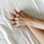 Begini Cara Mencapai Klimaks Saat Berhubungan Intim