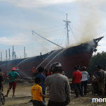 Usai Bongkar, Kapal Sembako Agung Perkasa Terbakar di Dumai