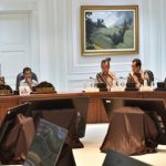 Minta Laporan Proyek Tol di Sumbar, Presiden Jokowi Ingatkan PSN Harus Kurangi Kemiskinan