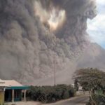 Abu Vulkanis Gunung Sinabung Sampai ke Medan