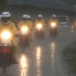 Ini 12 Hal Perlu Diperhatikan Para Bikers Berkendara Saat Hujan