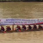 Sosialisasi Pilgubri di Festival Pacu Sampan Tradisional