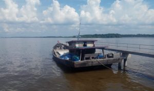 Kapal Pembawa Pasir Rupat Membangkang, Aparat Pun Tak Dipandang