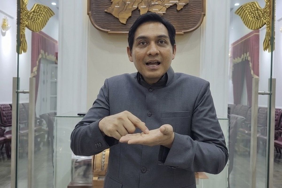 Bupati Indramayu Lucky Hakim Tegaskan Tak Terima Uang Koin dari Warga Petambak