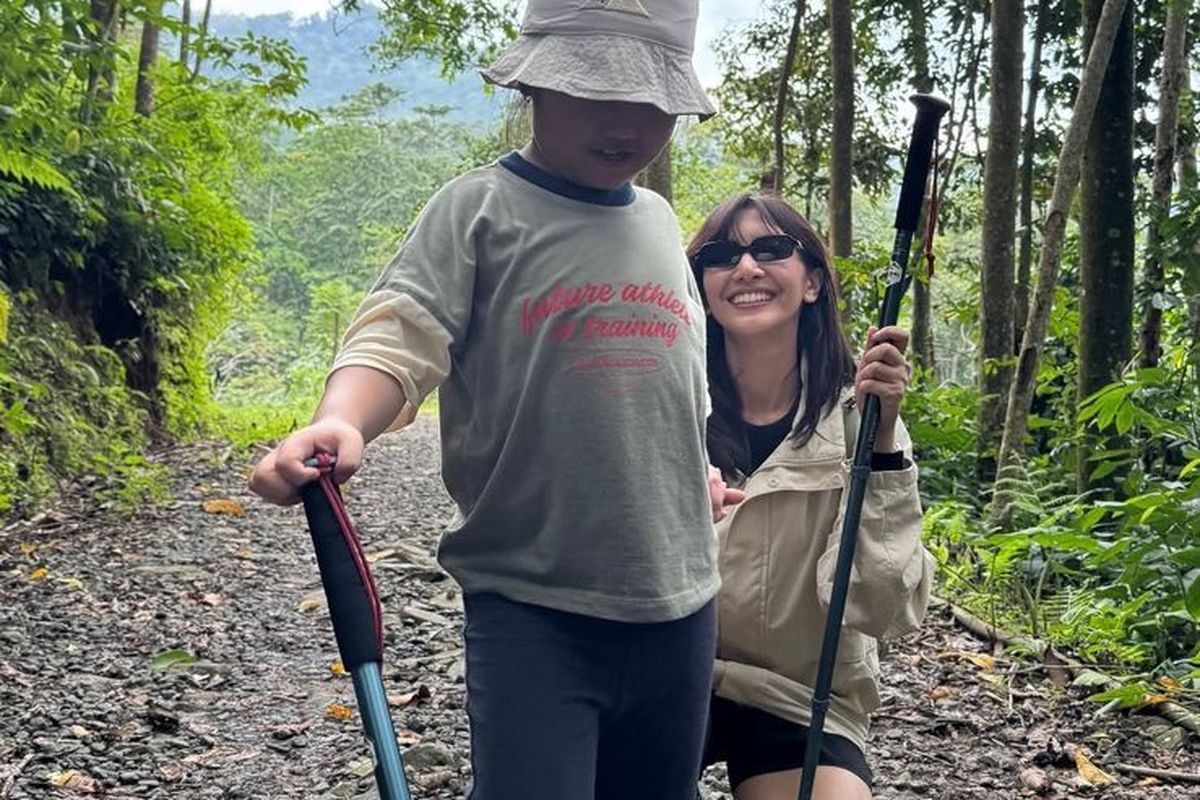 Sheila Dara Kembali Ceria